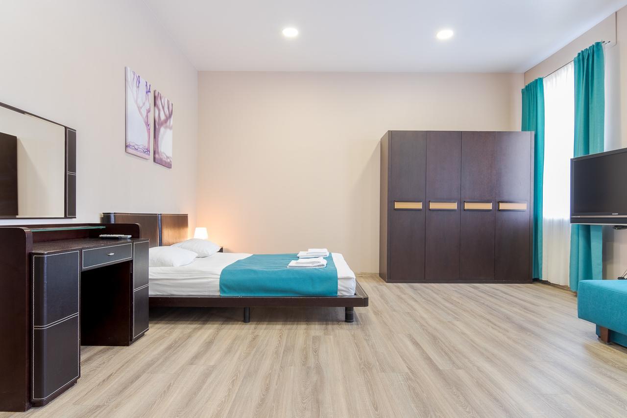 Hotel Gostinyj Dom 카리프 외부 사진