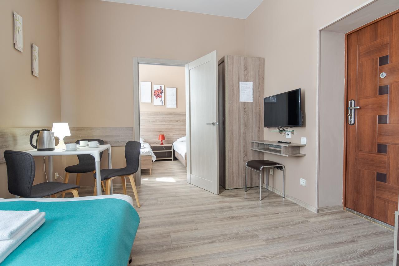Hotel Gostinyj Dom 카리프 외부 사진