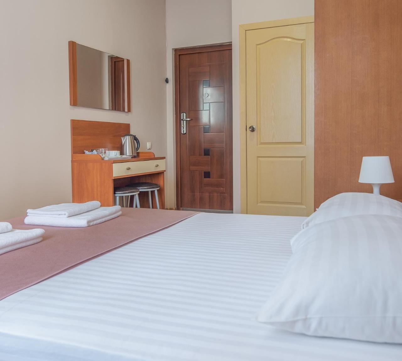 Hotel Gostinyj Dom 카리프 외부 사진