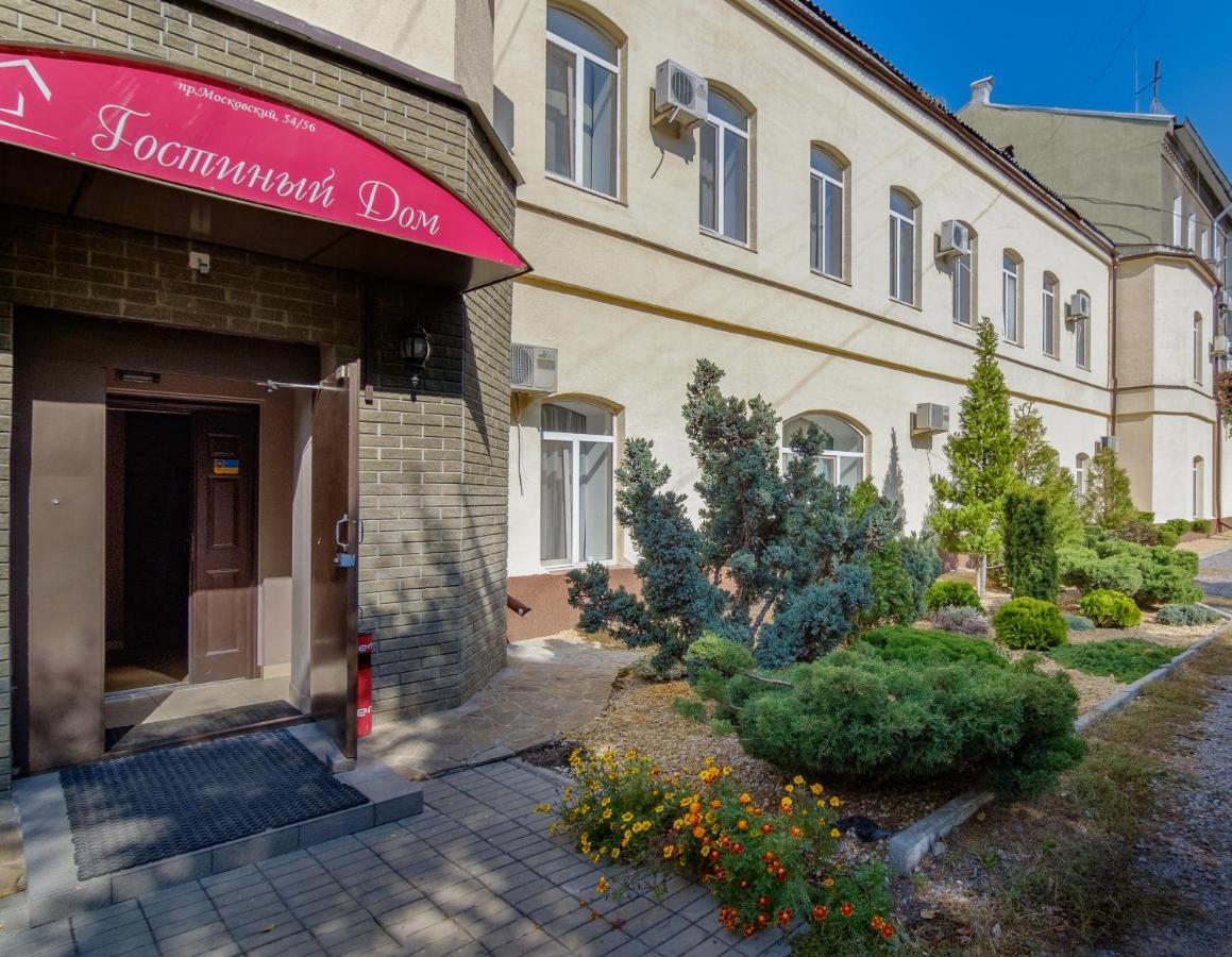 Hotel Gostinyj Dom 카리프 외부 사진