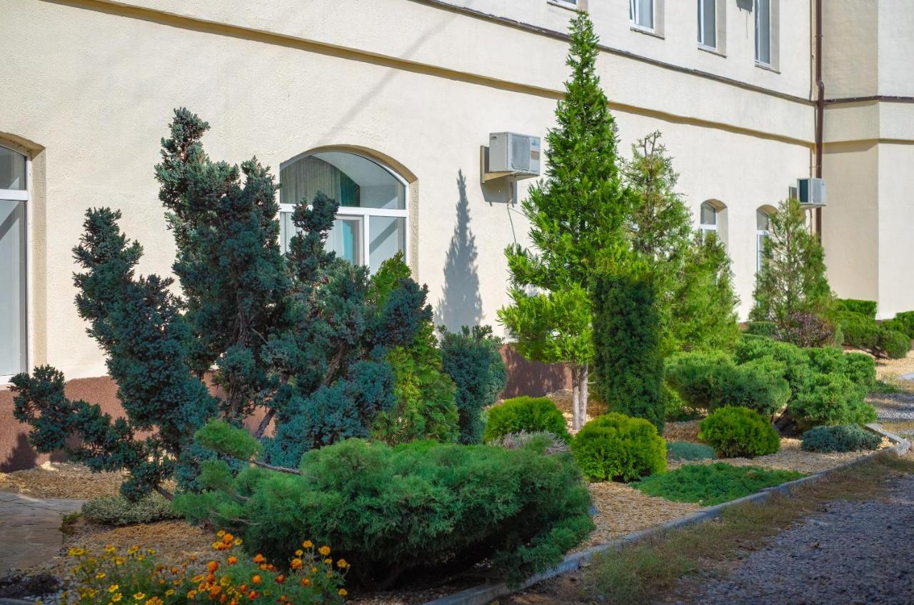 Hotel Gostinyj Dom 카리프 외부 사진